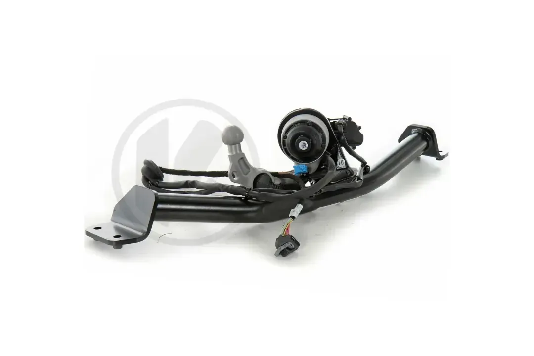 TOW BAR